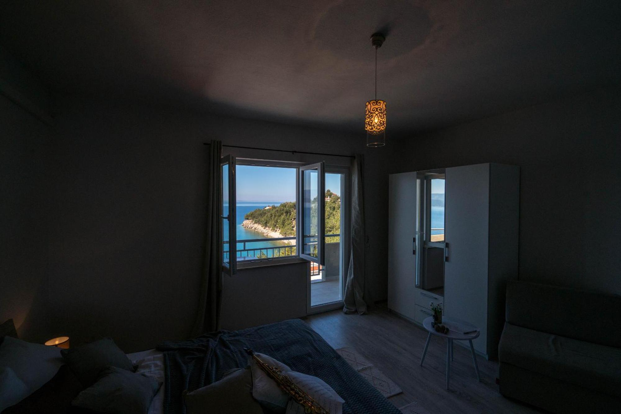 Apartments Sonata Omis Bagian luar foto