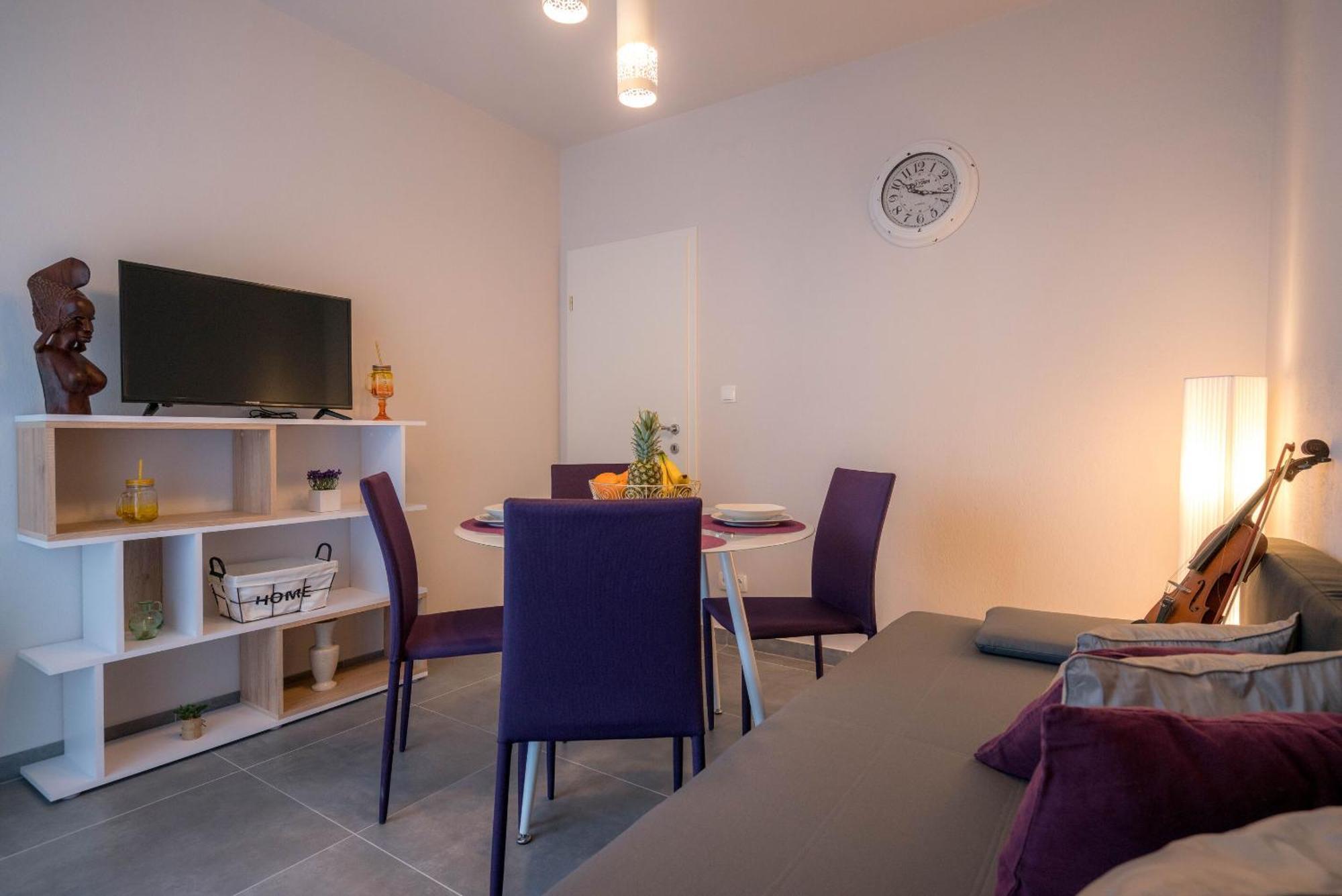 Apartments Sonata Omis Bagian luar foto