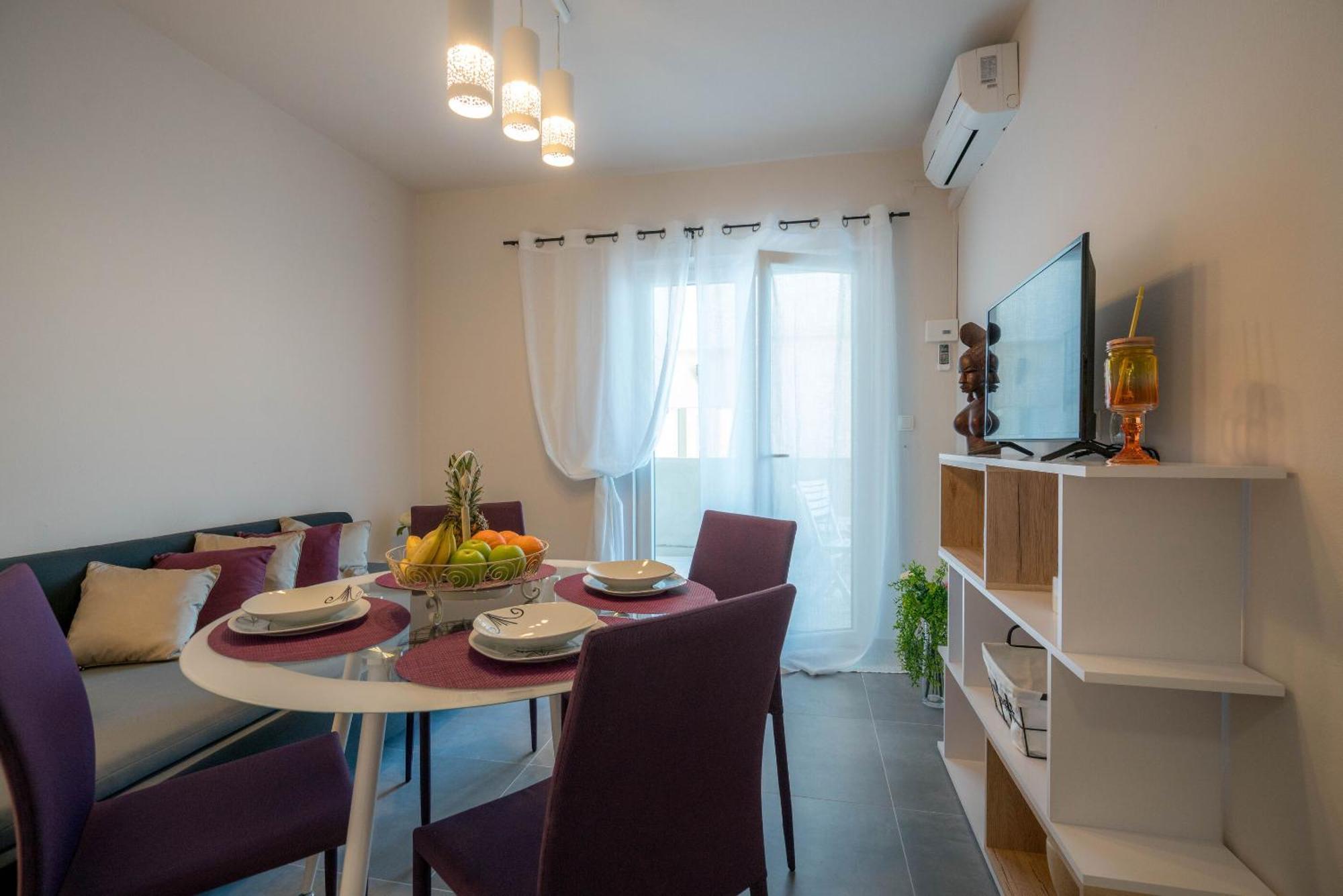 Apartments Sonata Omis Bagian luar foto