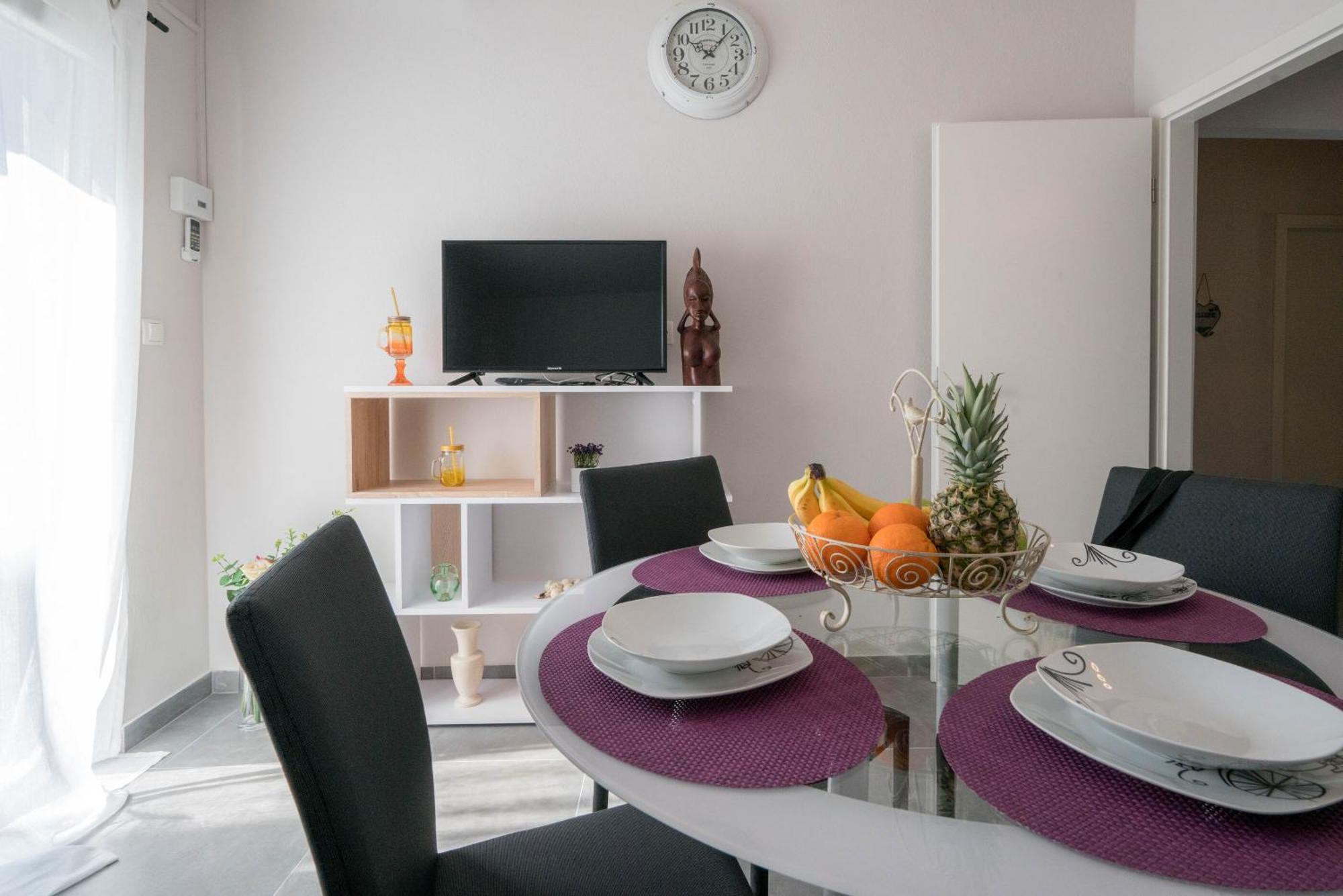 Apartments Sonata Omis Bagian luar foto