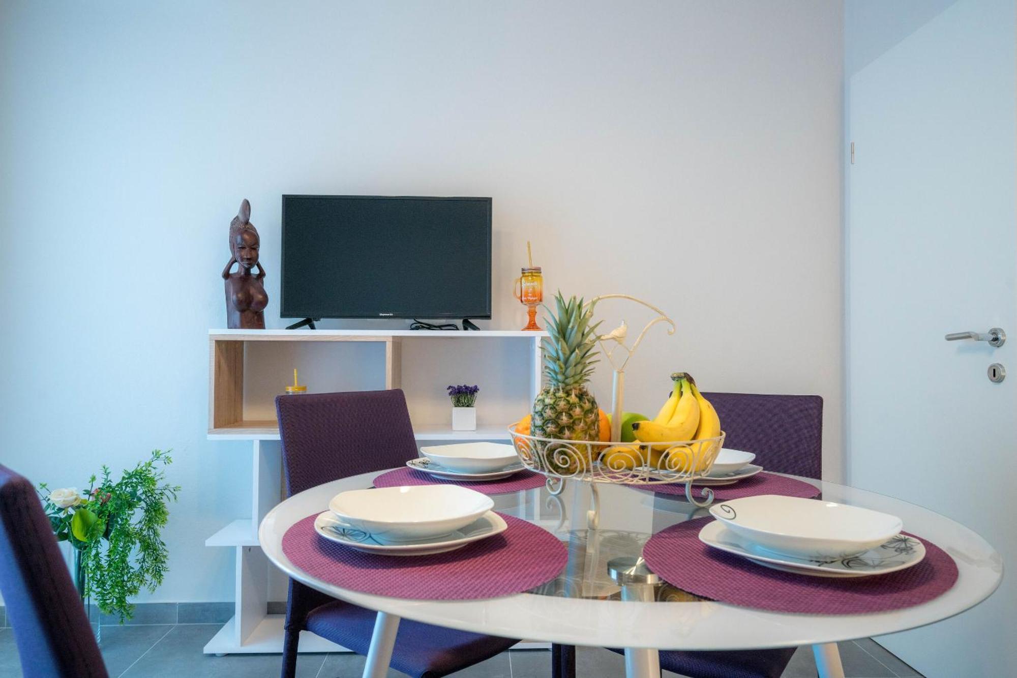 Apartments Sonata Omis Bagian luar foto
