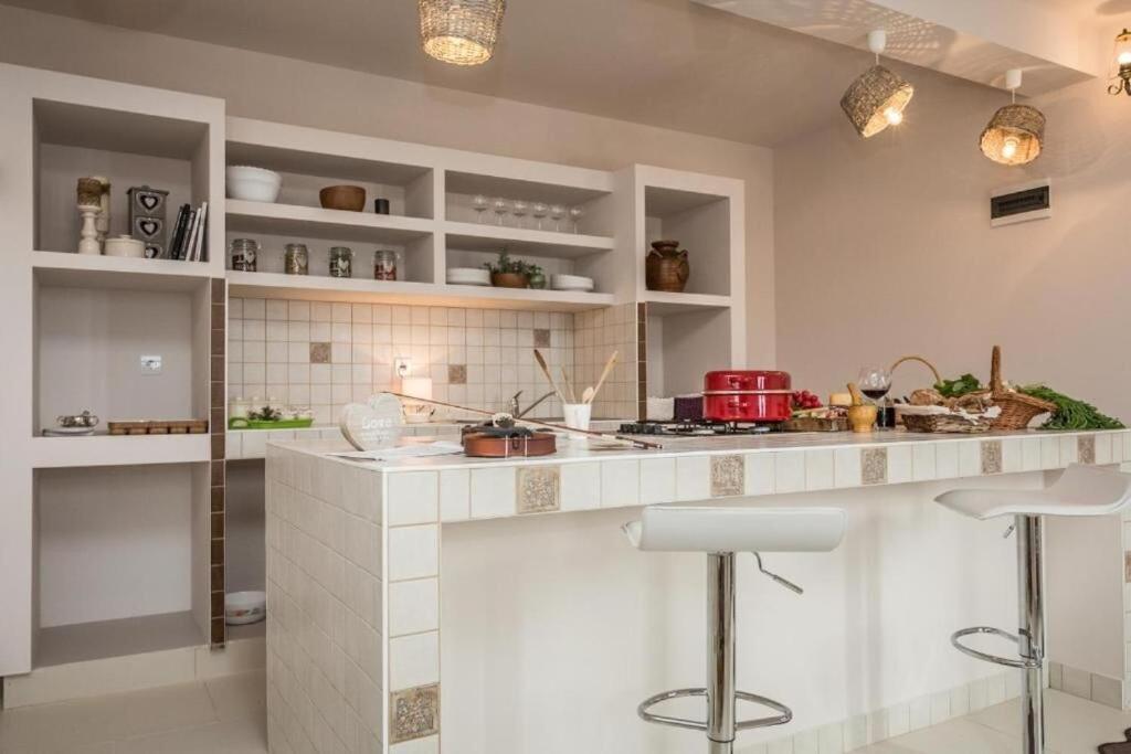 Apartments Sonata Omis Bagian luar foto